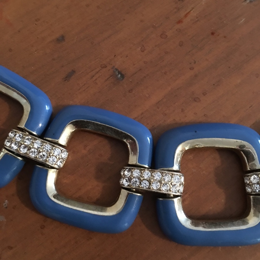 Cache Bracelet - Picture 2 of 4